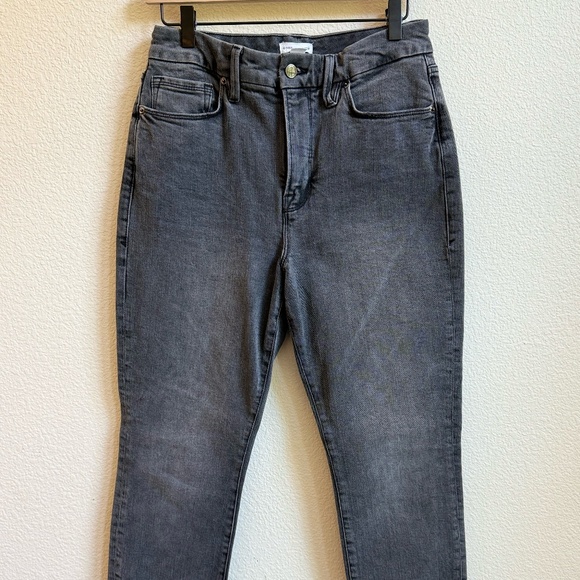 GRAY GOOD AMERICAN JEANS (8) - Picture 1 of 6